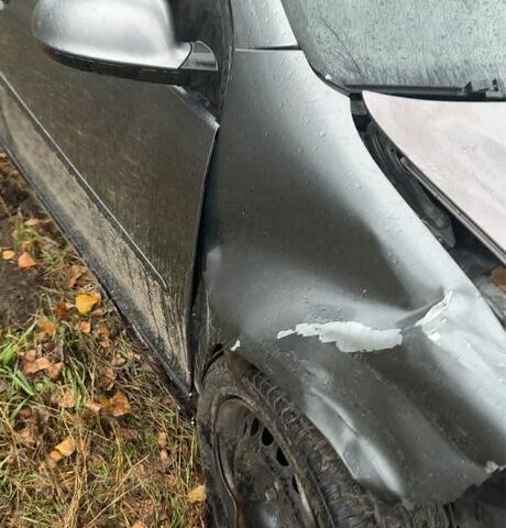 Серый Фольксваген Гольф, объемом двигателя 1.9 л и пробегом 370 тыс. км за 1503 $, фото 3 на Automoto.ua