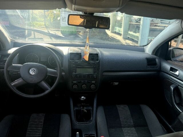 Серый Фольксваген Гольф, объемом двигателя 1.9 л и пробегом 341 тыс. км за 3550 $, фото 6 на Automoto.ua