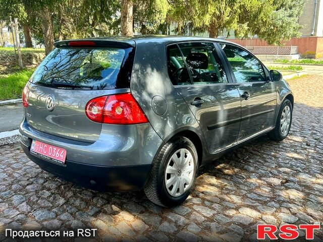 Сірий Фольксваген Гольф, об'ємом двигуна 1.4 л та пробігом 197 тис. км за 5500 $, фото 4 на Automoto.ua