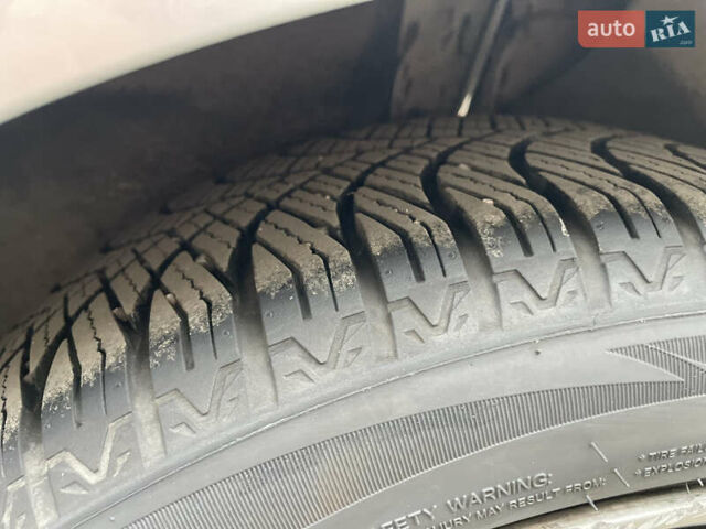 Серый Фольксваген Гольф, объемом двигателя 1.6 л и пробегом 220 тыс. км за 5850 $, фото 18 на Automoto.ua