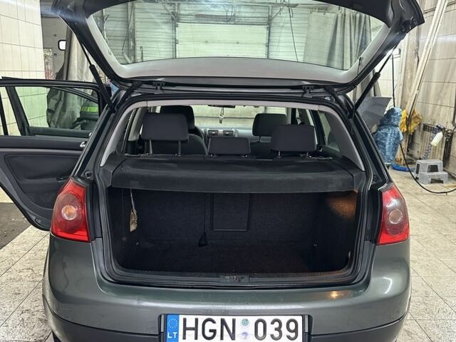 Серый Фольксваген Гольф, объемом двигателя 1.9 л и пробегом 300 тыс. км за 3200 $, фото 10 на Automoto.ua