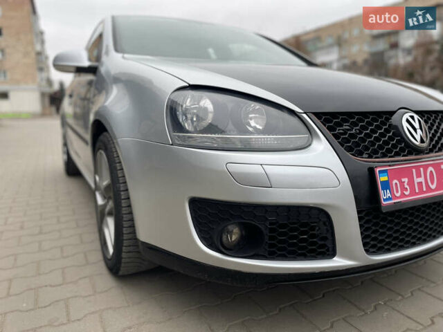 Серый Фольксваген Гольф, объемом двигателя 1.6 л и пробегом 220 тыс. км за 5850 $, фото 4 на Automoto.ua