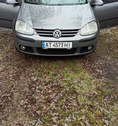 Серый Фольксваген Гольф, объемом двигателя 1.6 л и пробегом 310 тыс. км за 5100 $, фото 36 на Automoto.ua