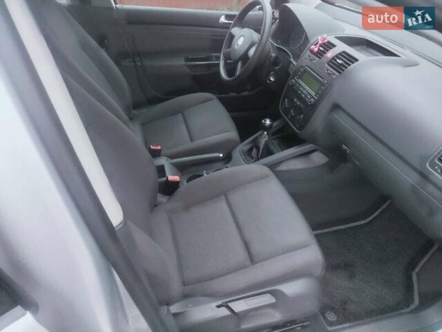 Сірий Фольксваген Гольф, об'ємом двигуна 1.4 л та пробігом 252 тис. км за 5800 $, фото 9 на Automoto.ua