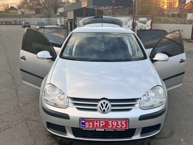 Серый Фольксваген Гольф, объемом двигателя 1.4 л и пробегом 216 тыс. км за 5250 $, фото 5 на Automoto.ua