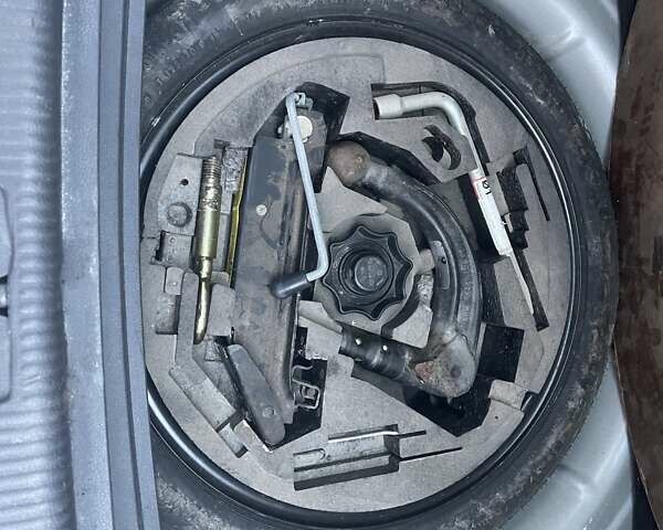 Серый Фольксваген Гольф, объемом двигателя 1.6 л и пробегом 225 тыс. км за 4899 $, фото 24 на Automoto.ua