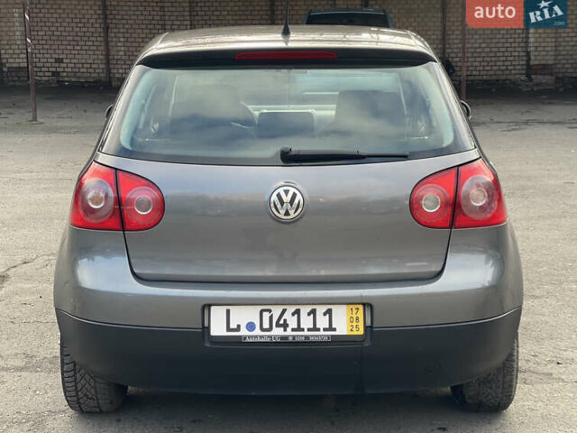Серый Фольксваген Гольф, объемом двигателя 1.4 л и пробегом 254 тыс. км за 5200 $, фото 4 на Automoto.ua