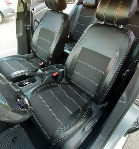 Серый Фольксваген Гольф, объемом двигателя 1.6 л и пробегом 204 тыс. км за 6200 $, фото 16 на Automoto.ua