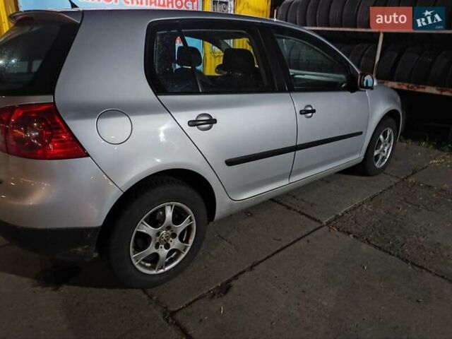 Серый Фольксваген Гольф, объемом двигателя 1.39 л и пробегом 198 тыс. км за 5500 $, фото 1 на Automoto.ua