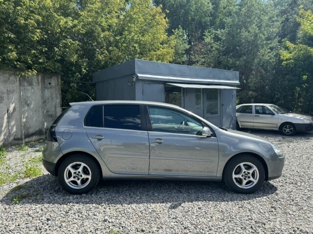 Сірий Фольксваген Гольф, об'ємом двигуна 1.6 л та пробігом 238 тис. км за 5700 $, фото 5 на Automoto.ua