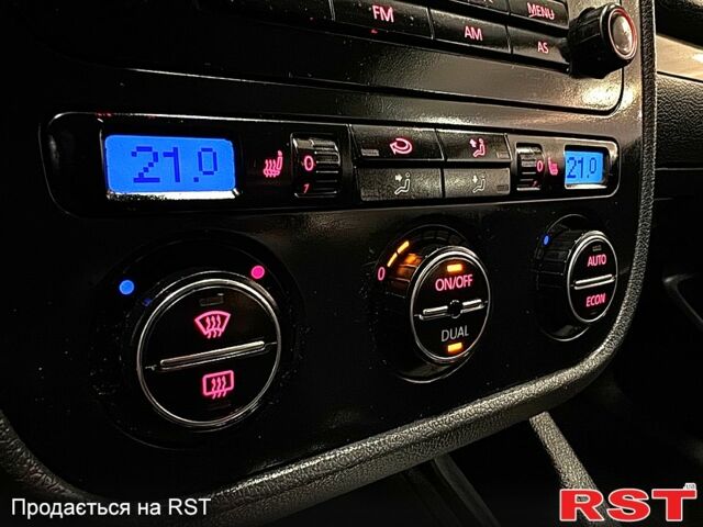 Сірий Фольксваген Гольф, об'ємом двигуна 1.6 л та пробігом 235 тис. км за 6000 $, фото 7 на Automoto.ua