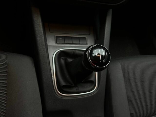 Сірий Фольксваген Гольф, об'ємом двигуна 1.4 л та пробігом 216 тис. км за 5400 $, фото 15 на Automoto.ua