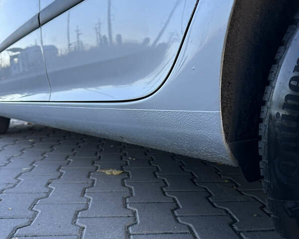 Серый Фольксваген Гольф, объемом двигателя 1.4 л и пробегом 202 тыс. км за 5600 $, фото 32 на Automoto.ua