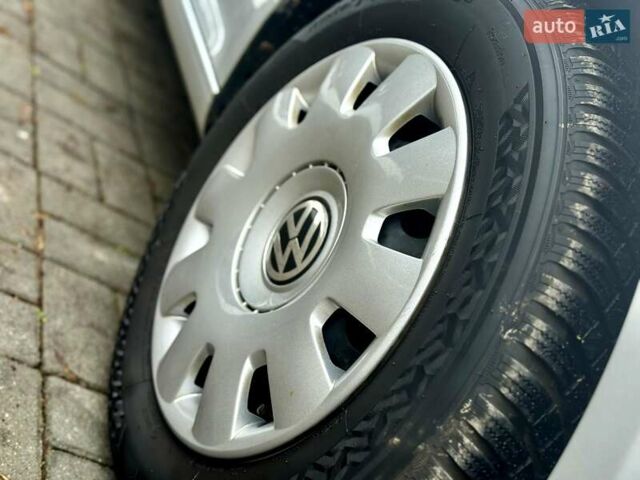 Серый Фольксваген Гольф, объемом двигателя 1.6 л и пробегом 178 тыс. км за 5790 $, фото 32 на Automoto.ua