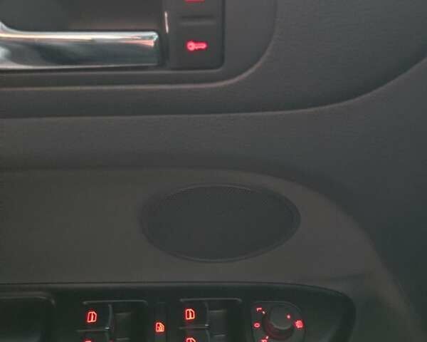 Сірий Фольксваген Гольф, об'ємом двигуна 1.6 л та пробігом 185 тис. км за 5800 $, фото 17 на Automoto.ua