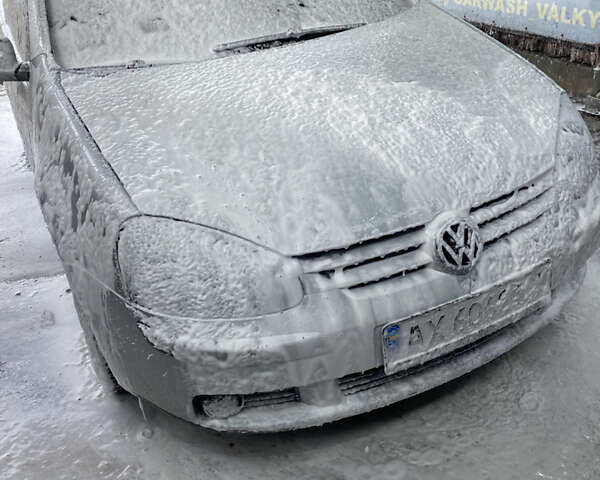 Серый Фольксваген Гольф, объемом двигателя 1.4 л и пробегом 228 тыс. км за 5550 $, фото 19 на Automoto.ua