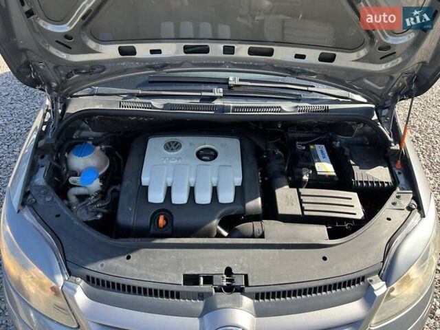 Серый Фольксваген Гольф, объемом двигателя 1.97 л и пробегом 217 тыс. км за 6800 $, фото 29 на Automoto.ua