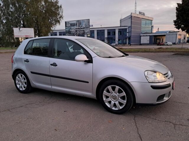 Фольксваген Гольф 2005 в Прилуках на Automoto.ua Серый Фольксваген Гольф, объемом двигателя 1.6 л и пробегом 244 тыс. км за 5550 $, фото 4 на Automoto.ua