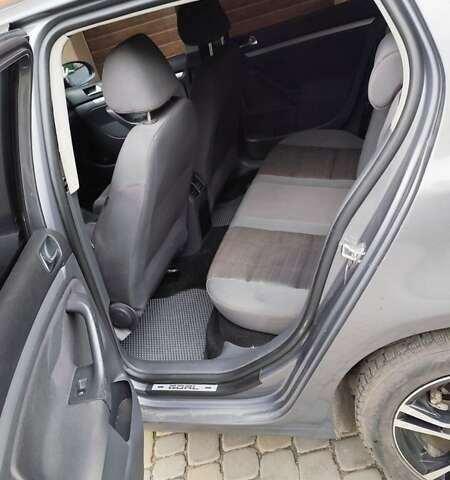 Фольксваген Гольф 2006 в Виннице на Automoto.ua Серый Фольксваген Гольф, объемом двигателя 1.6 л и пробегом 308 тыс. км за 5700 $, фото 13 на Automoto.ua