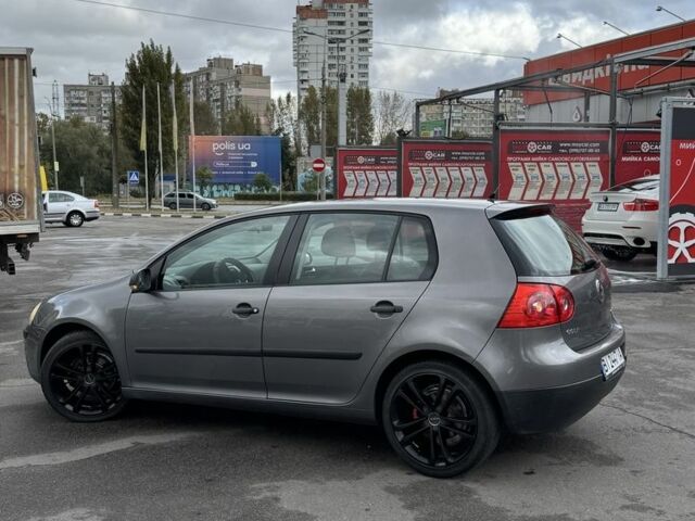 Серый Фольксваген Гольф, объемом двигателя 1.6 л и пробегом 239 тыс. км за 6400 $, фото 3 на Automoto.ua