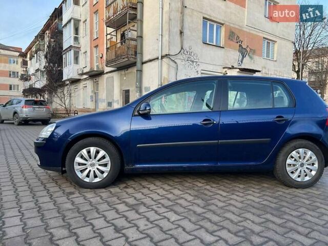 Серый Фольксваген Гольф, объемом двигателя 1.4 л и пробегом 200 тыс. км за 3900 $, фото 16 на Automoto.ua