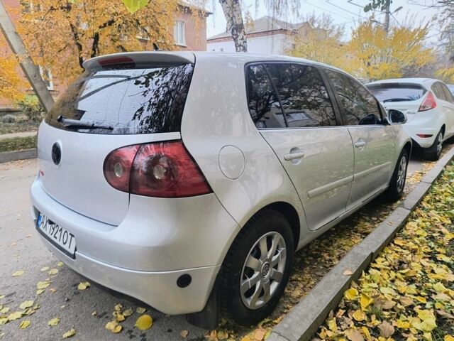 Серый Фольксваген Гольф, объемом двигателя 1.6 л и пробегом 217 тыс. км за 6100 $, фото 7 на Automoto.ua