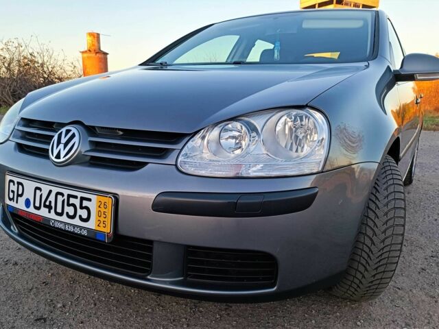 Серый Фольксваген Гольф, объемом двигателя 1.4 л и пробегом 195 тыс. км за 5450 $, фото 1 на Automoto.ua