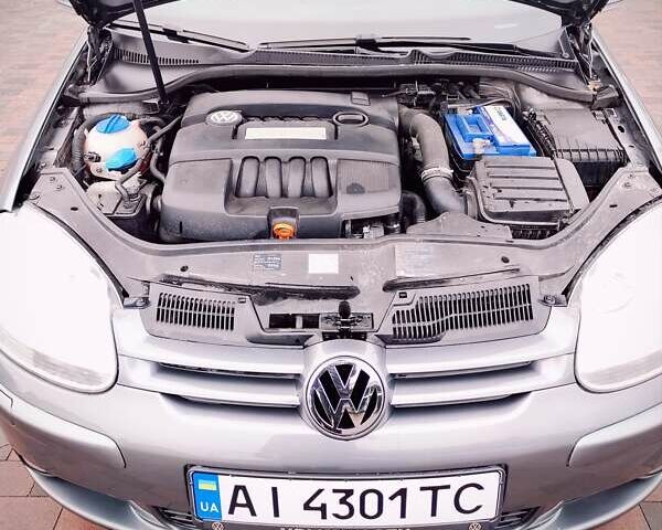 Серый Фольксваген Гольф, объемом двигателя 1.6 л и пробегом 227 тыс. км за 5850 $, фото 16 на Automoto.ua
