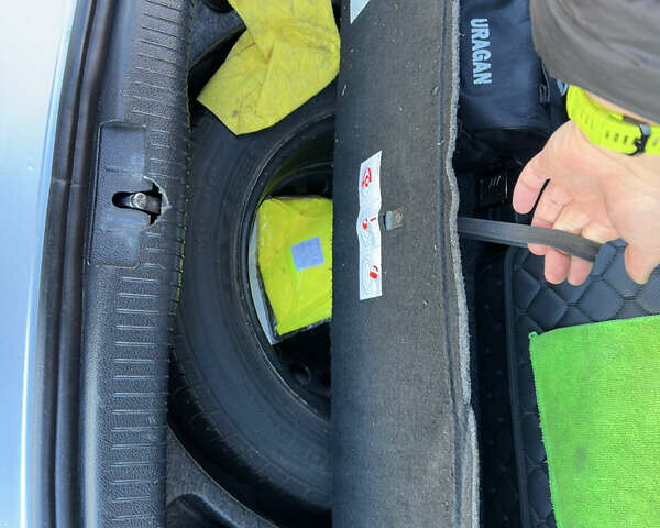 Серый Фольксваген Гольф, объемом двигателя 1.4 л и пробегом 150 тыс. км за 4900 $, фото 10 на Automoto.ua