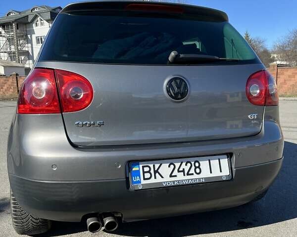 Серый Фольксваген Гольф, объемом двигателя 1.39 л и пробегом 208 тыс. км за 6000 $, фото 2 на Automoto.ua