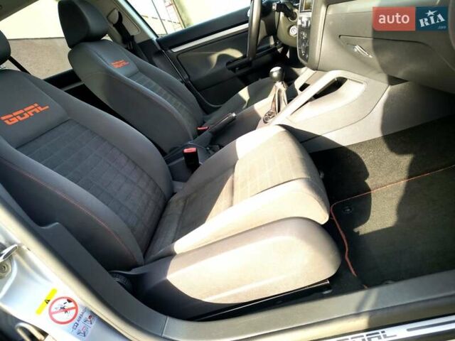 Серый Фольксваген Гольф, объемом двигателя 1.4 л и пробегом 235 тыс. км за 4699 $, фото 23 на Automoto.ua