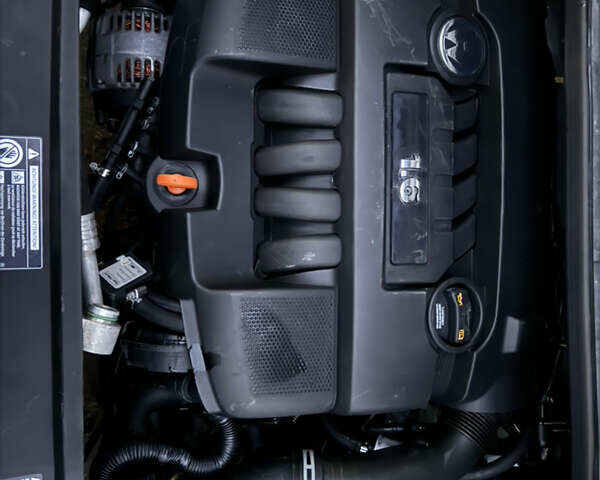 Сірий Фольксваген Гольф, об'ємом двигуна 1.6 л та пробігом 202 тис. км за 3799 $, фото 14 на Automoto.ua