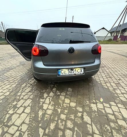 Серый Фольксваген Гольф, объемом двигателя 1.6 л и пробегом 220 тыс. км за 5900 $, фото 5 на Automoto.ua