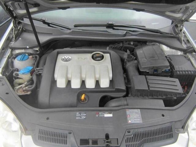 Серый Фольксваген Гольф, объемом двигателя 1.9 л и пробегом 242 тыс. км за 1700 $, фото 7 на Automoto.ua