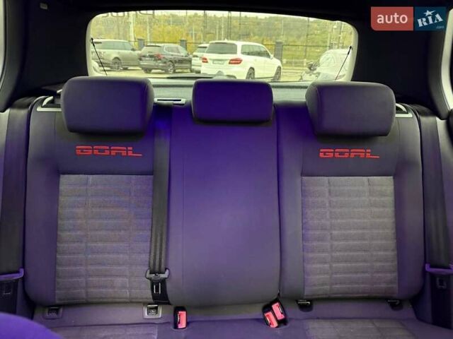 Сірий Фольксваген Гольф, об'ємом двигуна 1.4 л та пробігом 227 тис. км за 4500 $, фото 27 на Automoto.ua