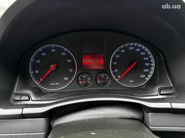 Сірий Фольксваген Гольф, об'ємом двигуна 1.4 л та пробігом 288 тис. км за 4490 $, фото 29 на Automoto.ua