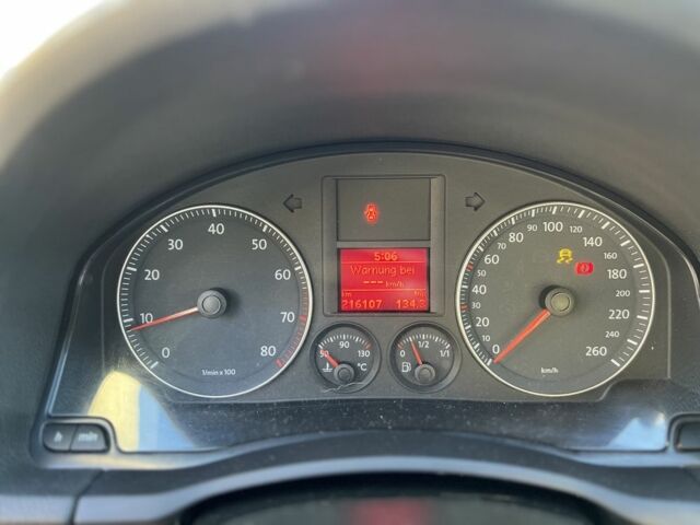 Серый Фольксваген Гольф, объемом двигателя 1.6 л и пробегом 216 тыс. км за 5900 $, фото 3 на Automoto.ua