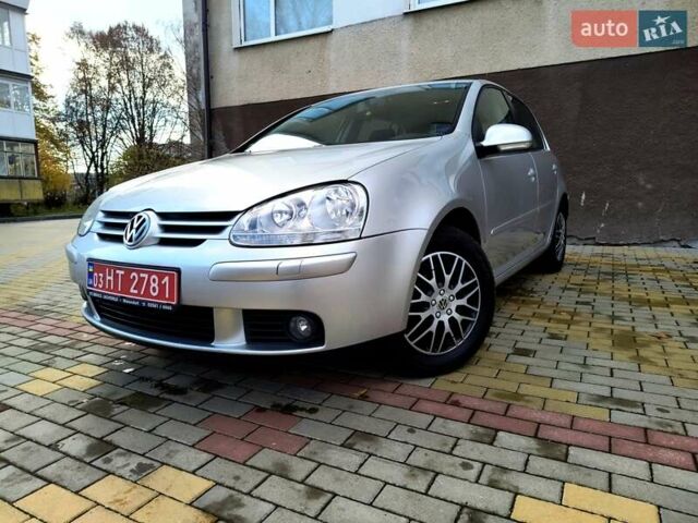 Серый Фольксваген Гольф, объемом двигателя 1.4 л и пробегом 235 тыс. км за 4699 $, фото 2 на Automoto.ua