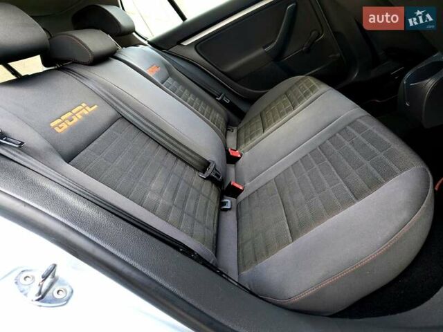 Серый Фольксваген Гольф, объемом двигателя 1.4 л и пробегом 235 тыс. км за 4699 $, фото 27 на Automoto.ua