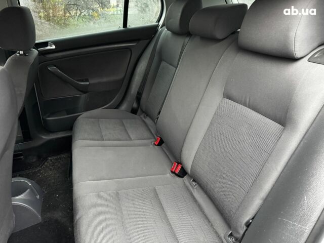 Сірий Фольксваген Гольф, об'ємом двигуна 1.4 л та пробігом 288 тис. км за 4490 $, фото 21 на Automoto.ua