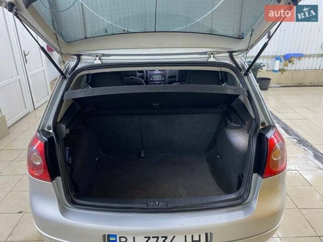 Серый Фольксваген Гольф, объемом двигателя 1.97 л и пробегом 282 тыс. км за 6500 $, фото 3 на Automoto.ua