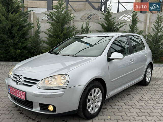 Сірий Фольксваген Гольф, об'ємом двигуна 1.6 л та пробігом 240 тис. км за 6950 $, фото 13 на Automoto.ua