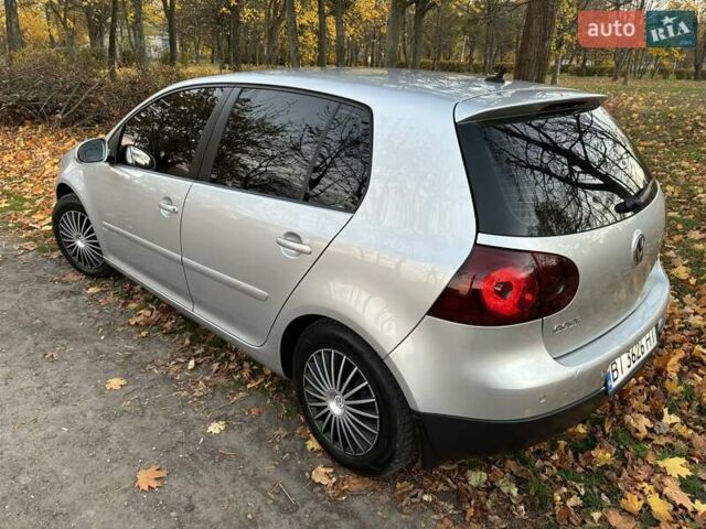 Сірий Фольксваген Гольф, об'ємом двигуна 1.6 л та пробігом 340 тис. км за 5700 $, фото 2 на Automoto.ua