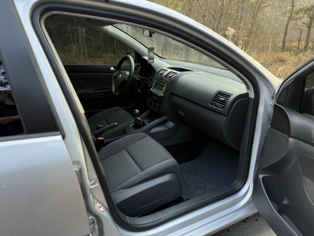 Сірий Фольксваген Гольф, об'ємом двигуна 1.4 л та пробігом 221 тис. км за 4500 $, фото 17 на Automoto.ua