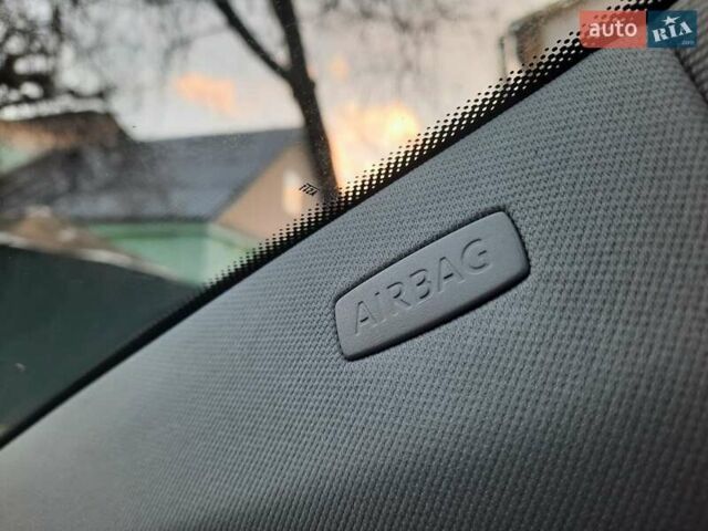 Серый Фольксваген Гольф, объемом двигателя 1.4 л и пробегом 250 тыс. км за 5550 $, фото 60 на Automoto.ua