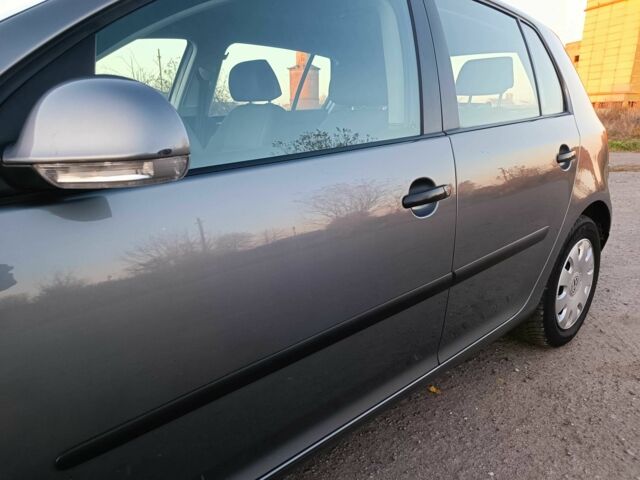 Серый Фольксваген Гольф, объемом двигателя 1.4 л и пробегом 195 тыс. км за 5450 $, фото 9 на Automoto.ua