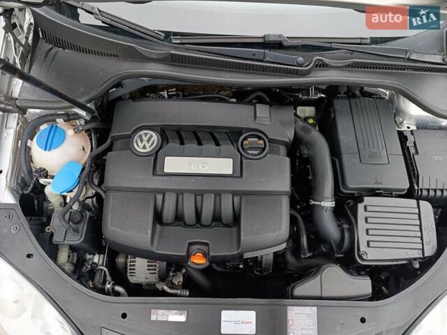 Серый Фольксваген Гольф, объемом двигателя 1.6 л и пробегом 256 тыс. км за 5650 $, фото 19 на Automoto.ua