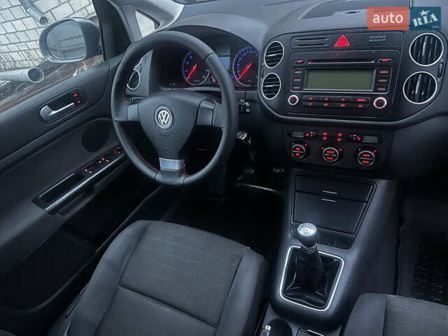 Сірий Фольксваген Гольф, об'ємом двигуна 1.6 л та пробігом 183 тис. км за 6600 $, фото 31 на Automoto.ua