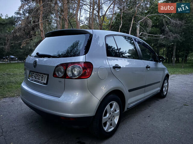 Сірий Фольксваген Гольф, об'ємом двигуна 1.6 л та пробігом 202 тис. км за 3799 $, фото 6 на Automoto.ua