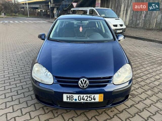 Серый Фольксваген Гольф, объемом двигателя 1.4 л и пробегом 200 тыс. км за 3900 $, фото 19 на Automoto.ua